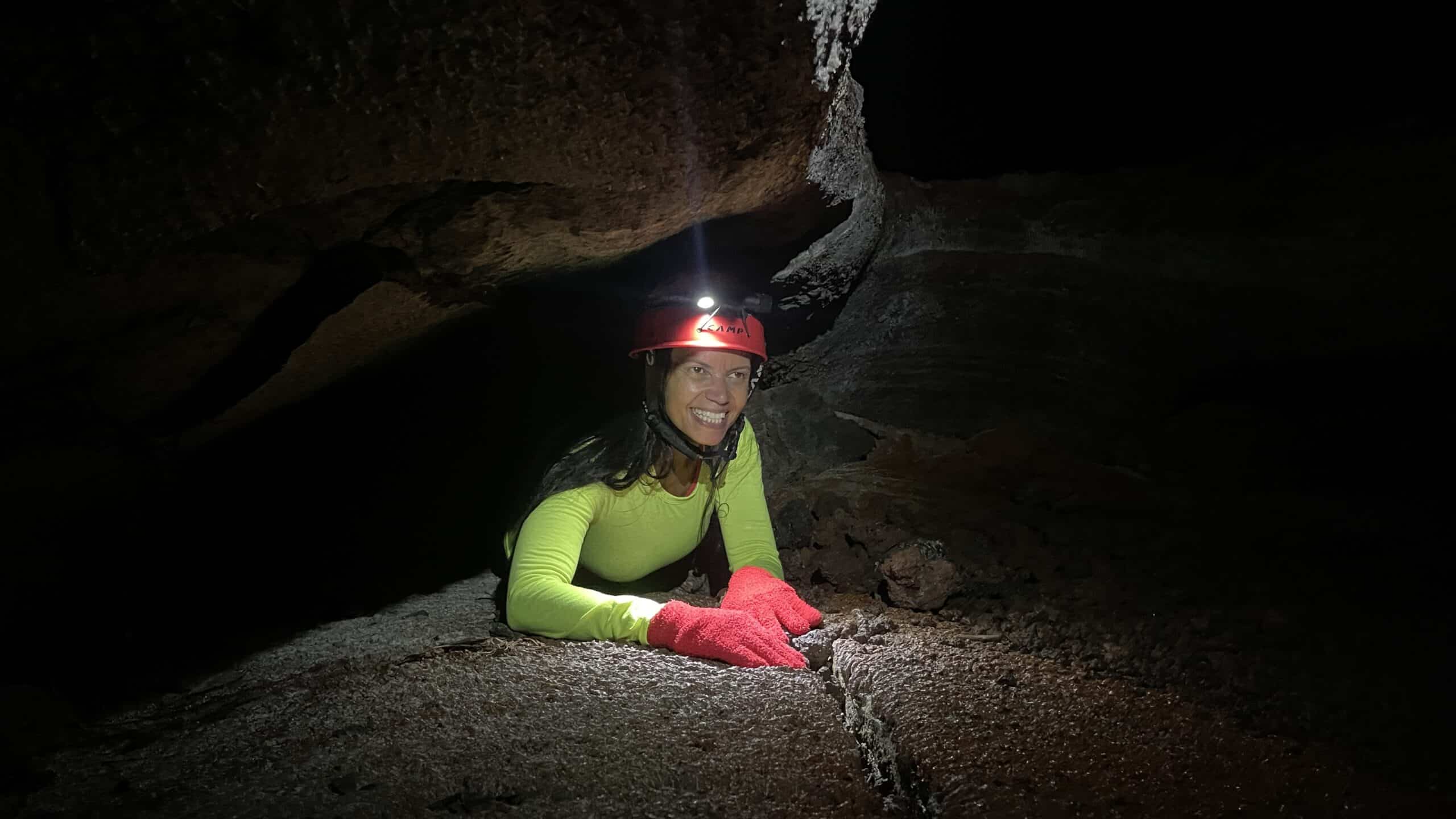 Tunnel de Lave Caverne Gendarme | Tunnel de lave Réunion | Randonnée Tunnel de lave La Réunion | Le Monde de Chloé