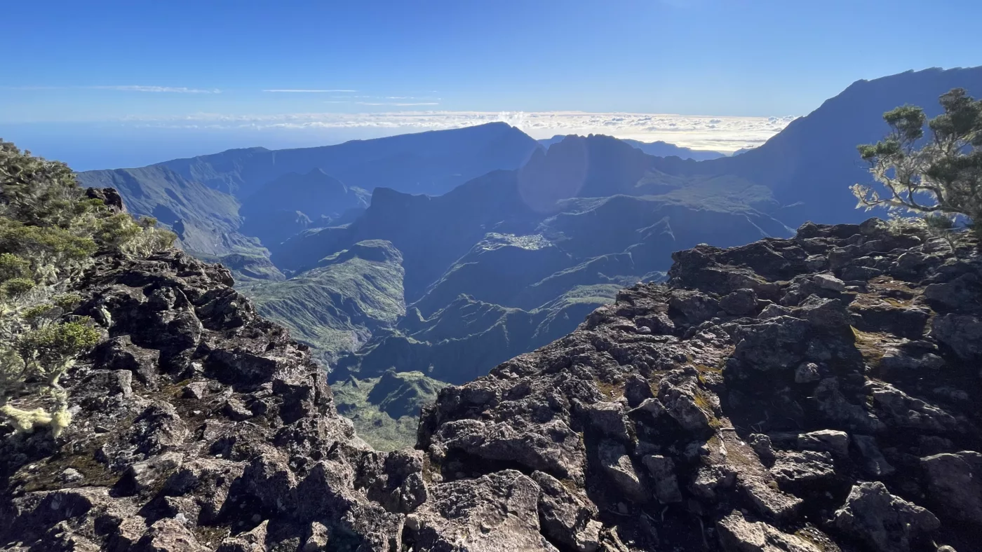 Le Monde de Chloe 2025 Randonnee a La Reunion Randonnee au Grand Benare Tresor de La Reunion IMG 4892 1400x788 heic