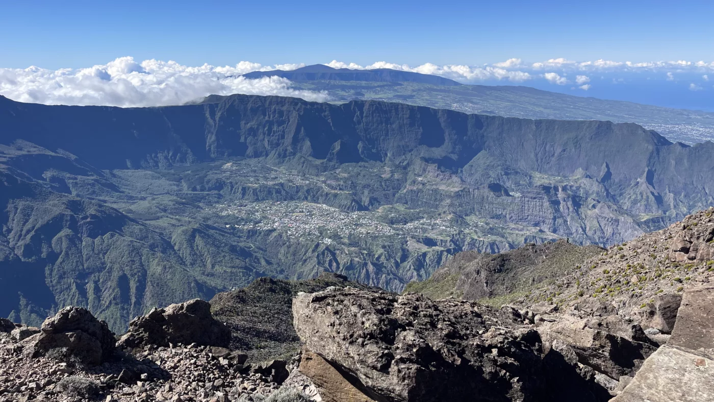 Le Monde de Chloe 2025 Randonnee a La Reunion Randonnee au Grand Benare Tresor de La Reunion IMG 5238 1400x788 heic