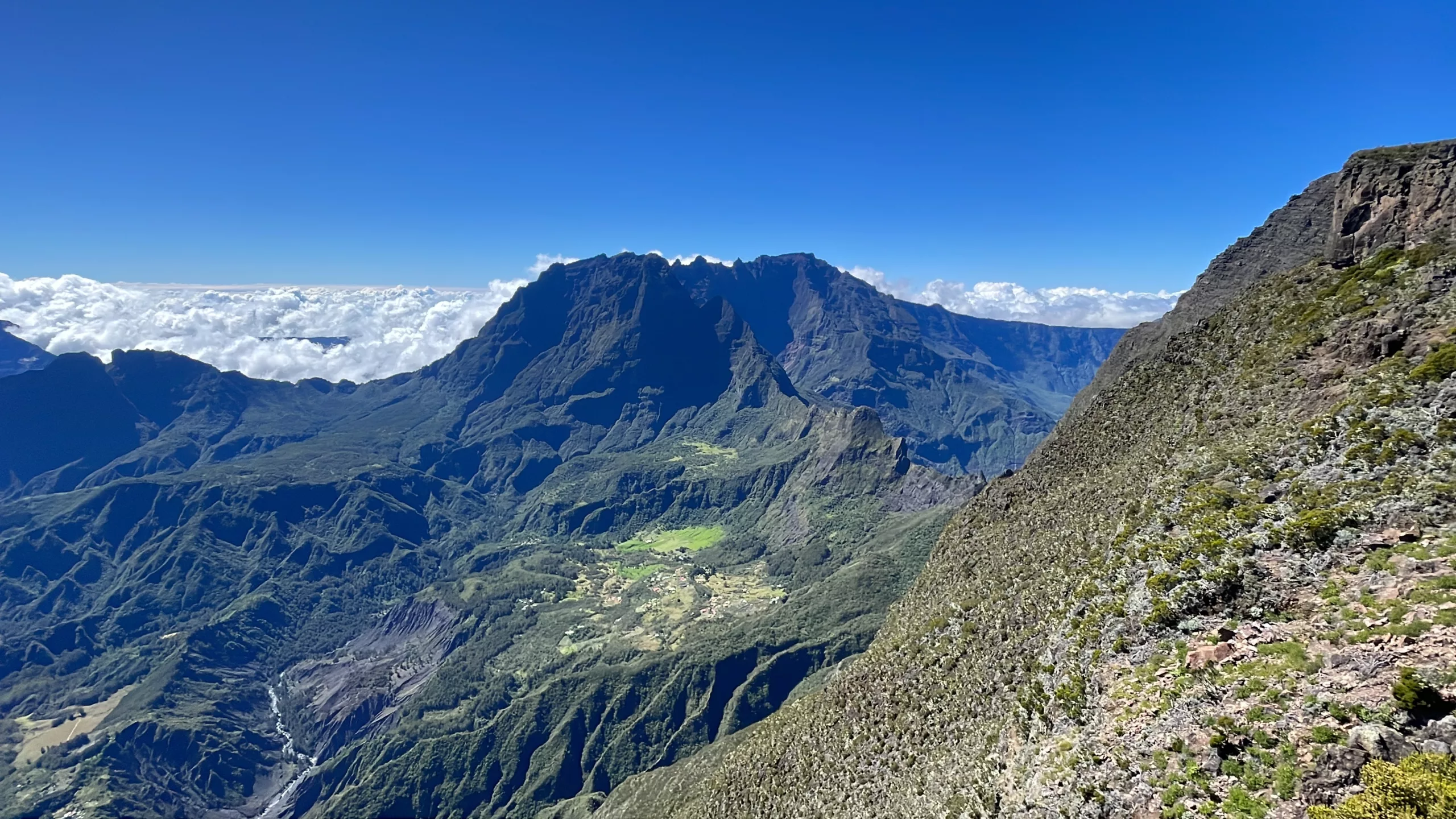 Le Monde de Chloe 2025 Randonnee a La Reunion Randonnee au Grand Benare Tresor de La Reunion IMG 5352 scaled jpg