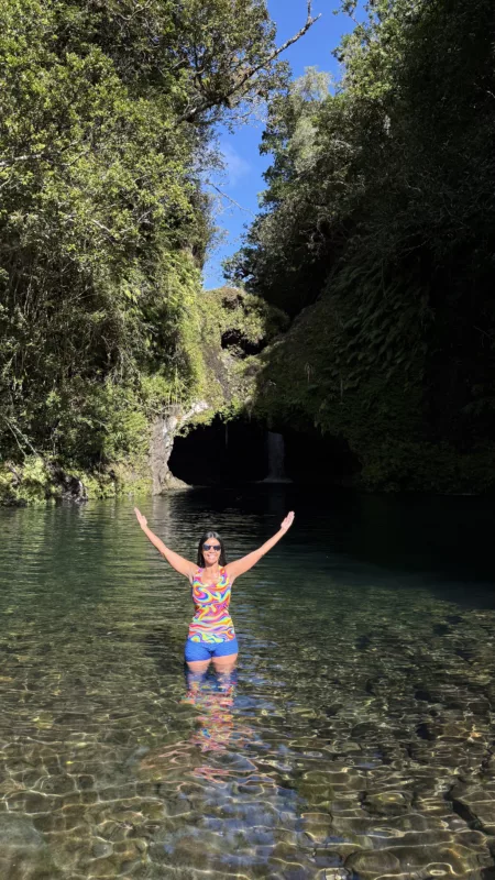 Le Monde de Chloe 2025 Randonnee a La Reunion Randonnee au Bassin Songe Arche du Paradis Tresor de La Reunion IMG 4078 450x800 jpg