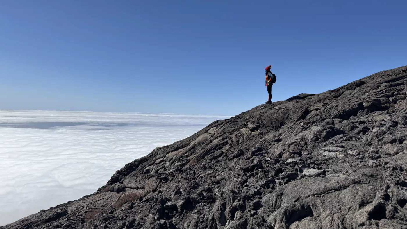 Le Monde de Chloe 2025 Randonnee a La Reunion Randonnee au Piton de la Fournaise Volcan Tresor de La Reunion IMG 3527 1400x788 jpg